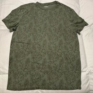 Goodfellow & Co Olive Leaf Print Tee